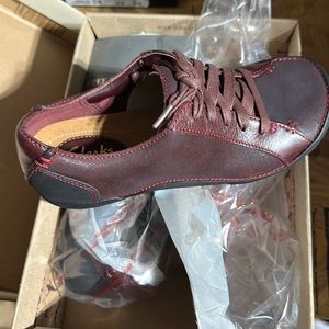 Clarks women felicia Alice burgundy leather shoes 26102675- final sale